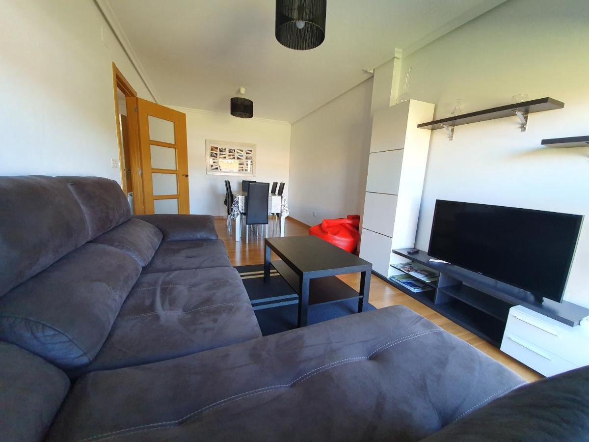 Piso Rosalia De Castro Apartment อายาริซ ภายนอก รูปภาพ